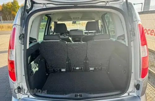 SKODA Roomster 