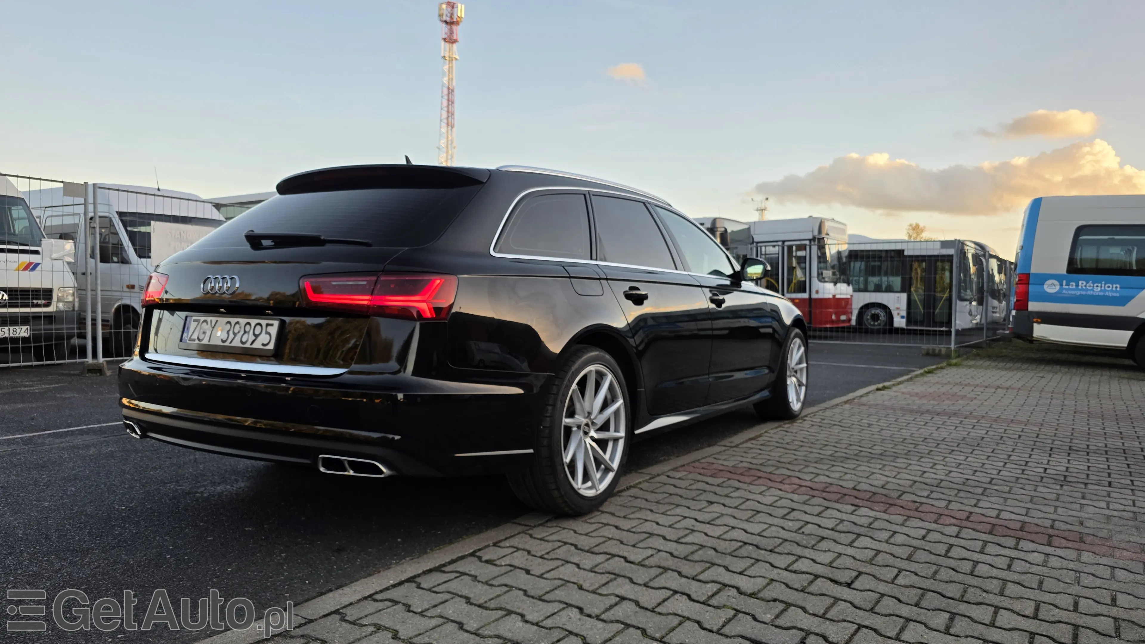 AUDI A6 Avant S tronic
