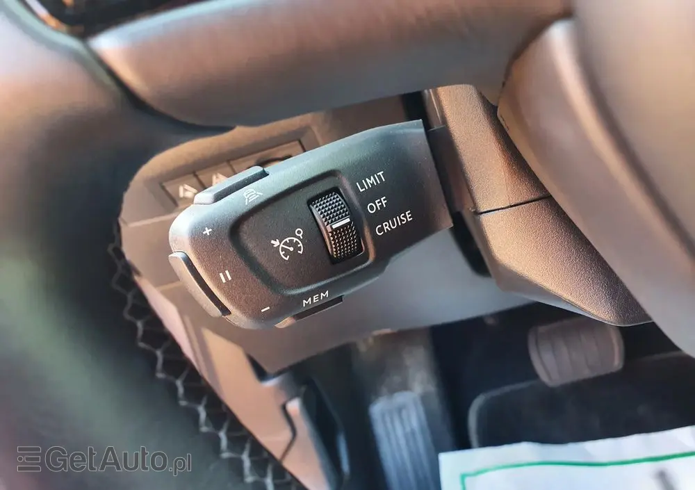 DS AUTOMOBILES DS 3 Crossback 1.2 PureTech Grand Chic