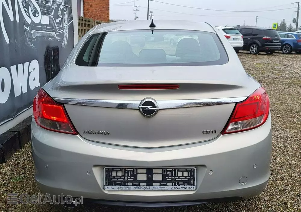 OPEL Insignia 