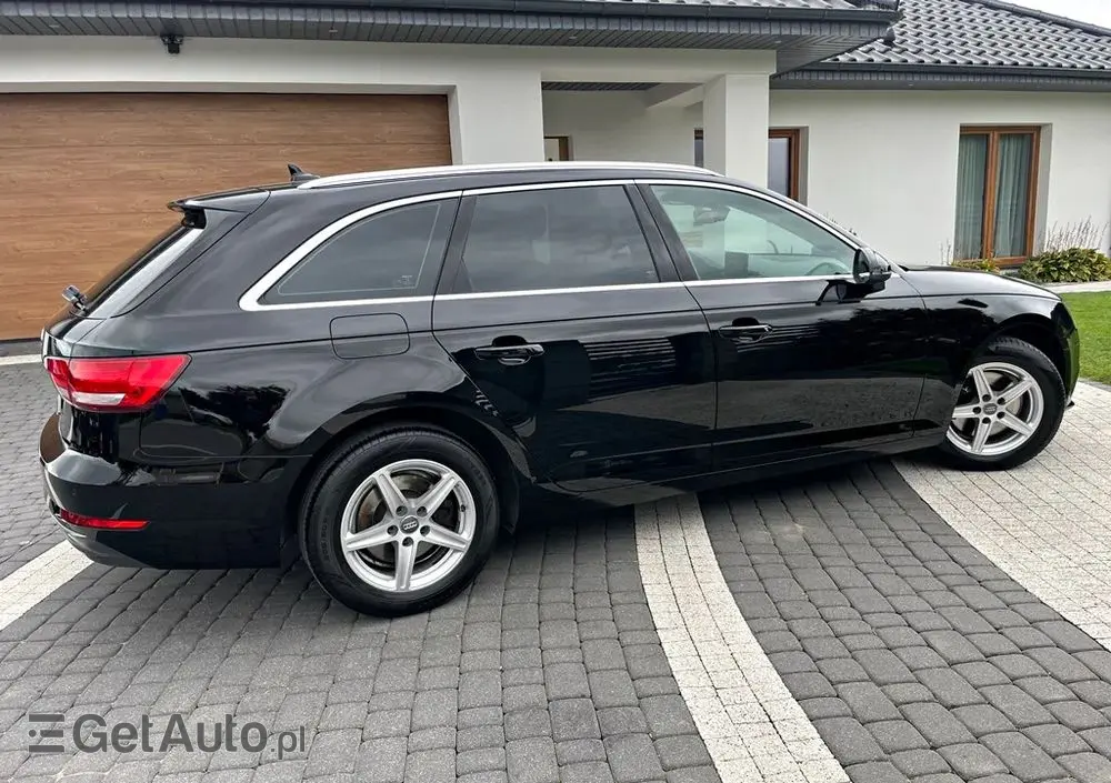AUDI A4 Avant 2.0 TDI ultra S tronic sport