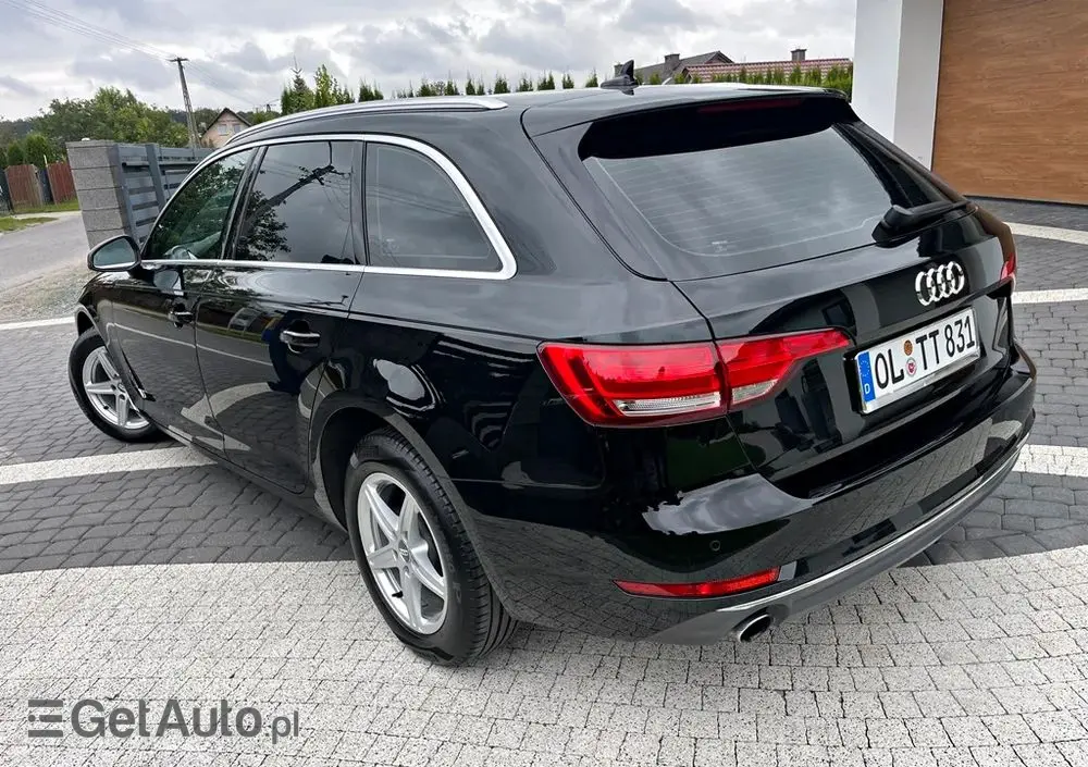 AUDI A4 Avant 2.0 TDI ultra S tronic sport