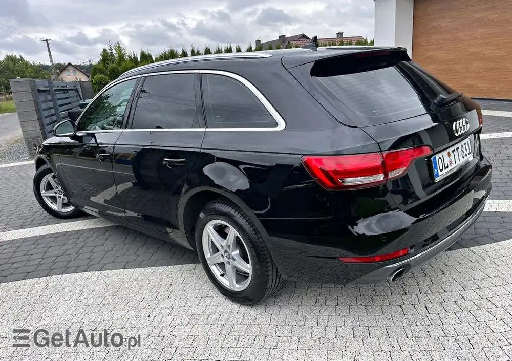 AUDI A4 Avant 2.0 TDI ultra S tronic sport