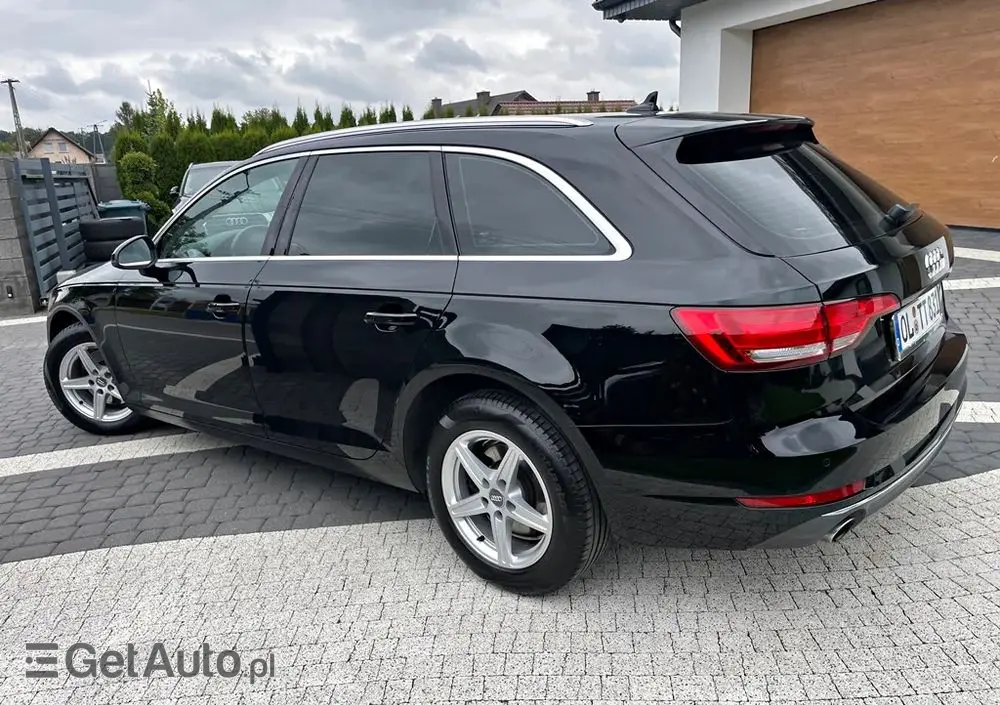 AUDI A4 Avant 2.0 TDI ultra S tronic sport