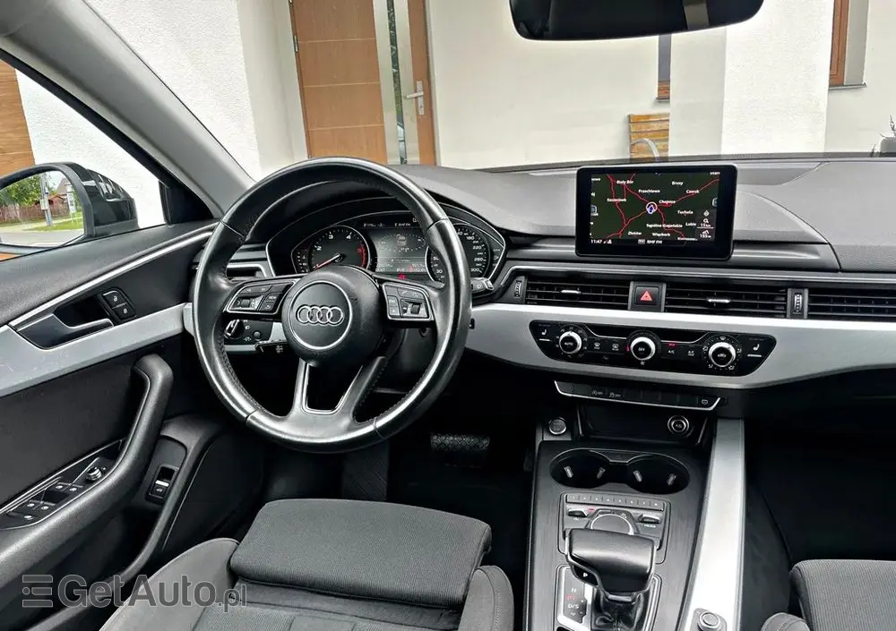 AUDI A4 Avant 2.0 TDI ultra S tronic sport