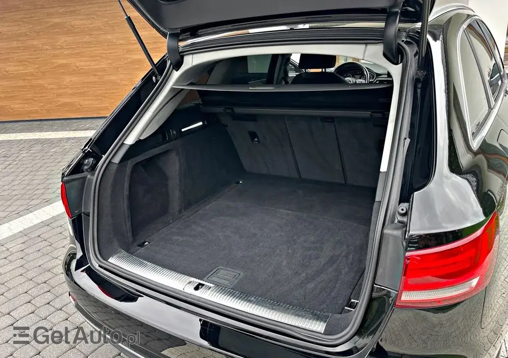 AUDI A4 Avant 2.0 TDI ultra S tronic sport