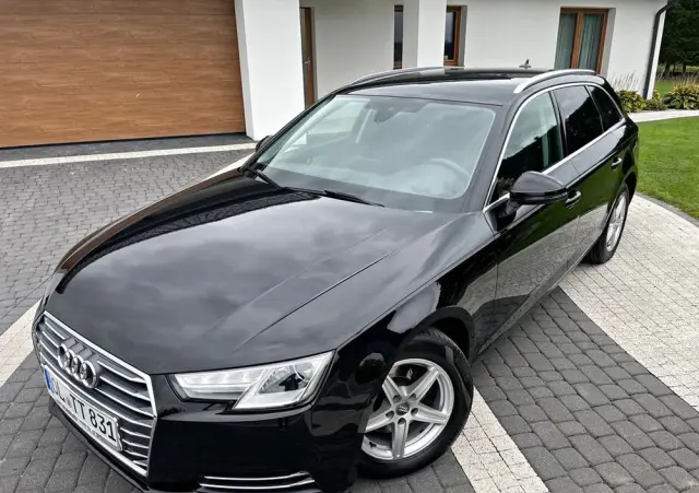 AUDI A4 Avant 2.0 TDI ultra S tronic sport