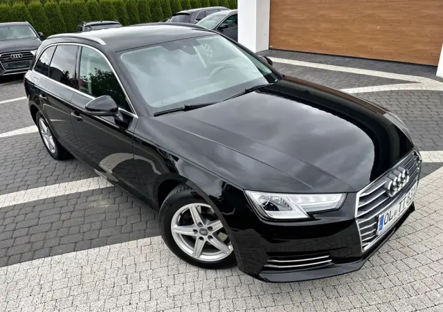 AUDI A4 Avant 2.0 TDI ultra S tronic sport