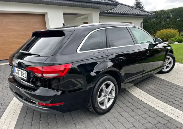 AUDI A4 Avant 2.0 TDI ultra S tronic sport