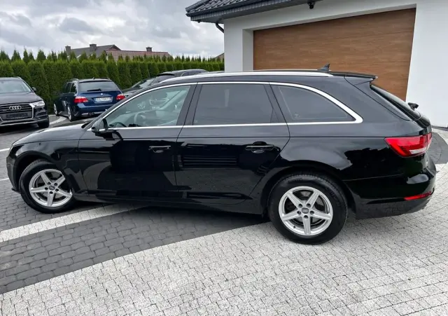 AUDI A4 Avant 2.0 TDI ultra S tronic sport