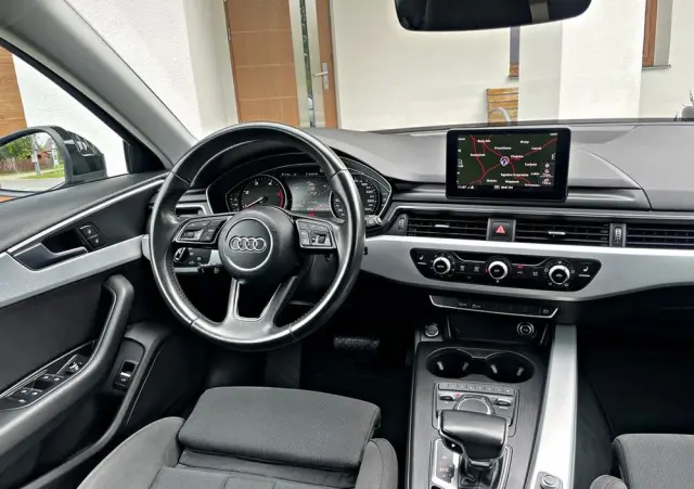 AUDI A4 Avant 2.0 TDI ultra S tronic sport