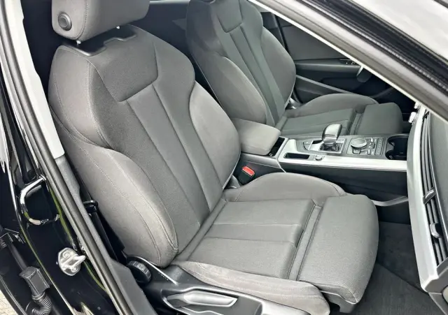 AUDI A4 Avant 2.0 TDI ultra S tronic sport