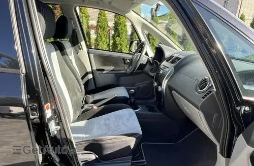 SUZUKI SX4 