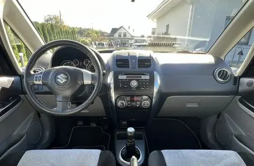 SUZUKI SX4 