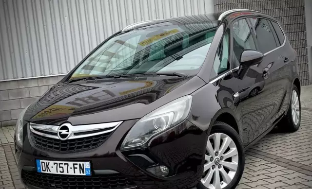 OPEL Zafira 