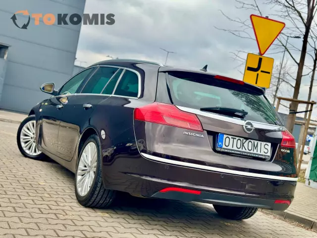 OPEL Insignia 