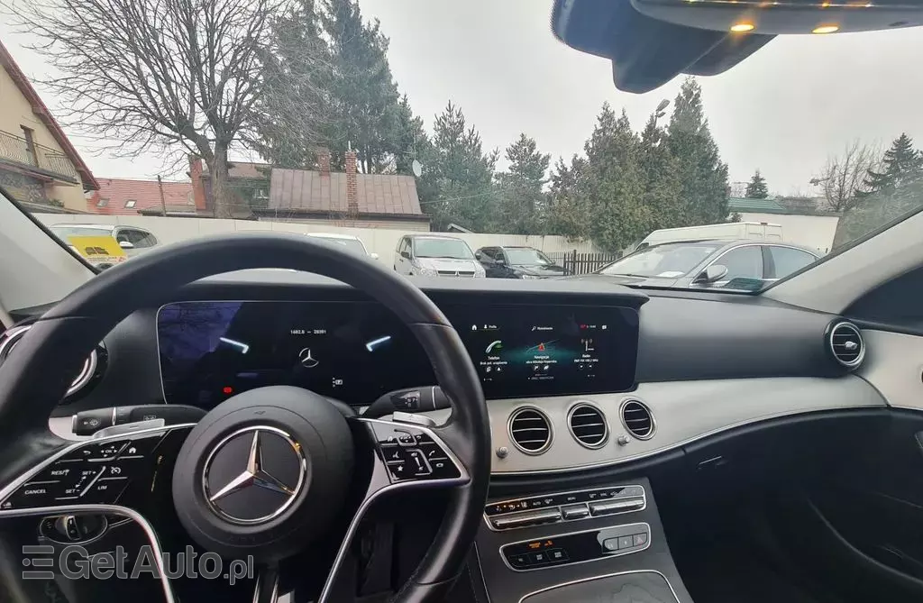 MERCEDES-BENZ Klasa E E 200 (197 KM) MHEV G-TRONIC