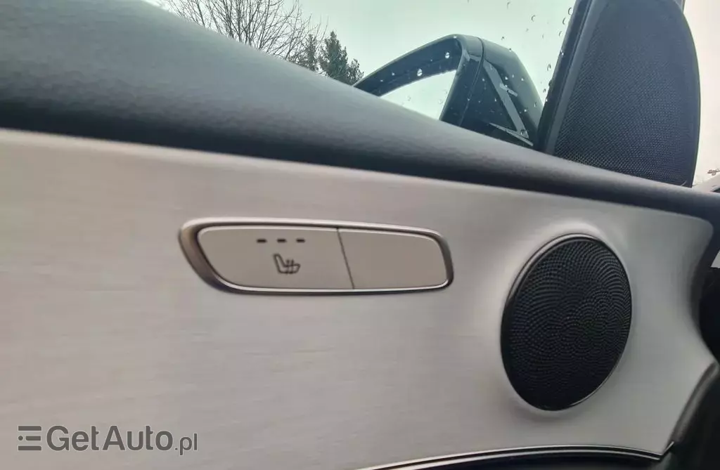 MERCEDES-BENZ Klasa E E 200 (197 KM) MHEV G-TRONIC