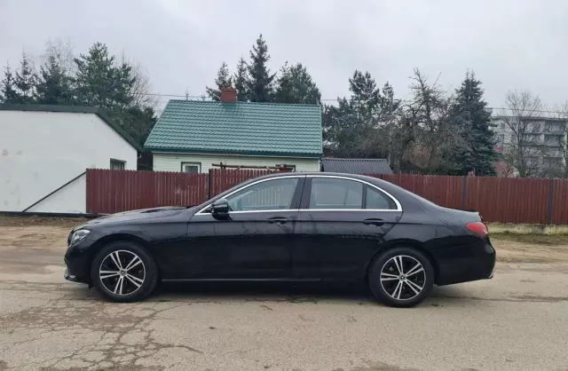 MERCEDES-BENZ Klasa E E 200 (197 KM) MHEV G-TRONIC