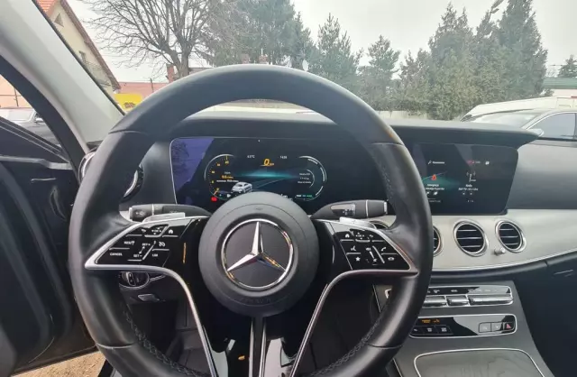 MERCEDES-BENZ Klasa E E 200 (197 KM) MHEV G-TRONIC
