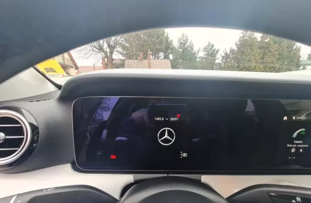 MERCEDES-BENZ Klasa E E 200 (197 KM) MHEV G-TRONIC