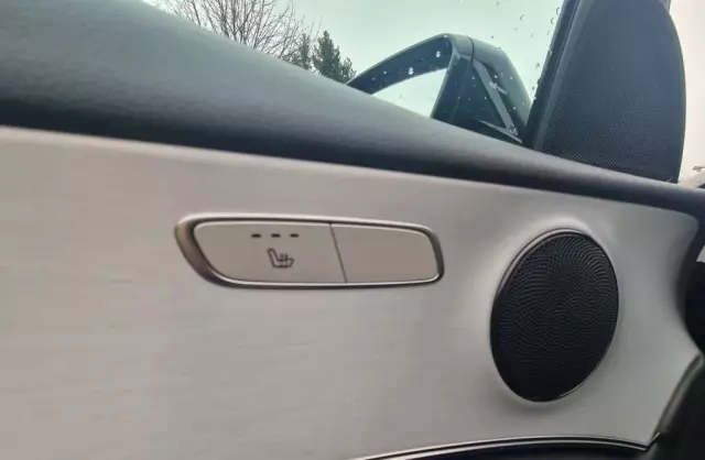 MERCEDES-BENZ Klasa E E 200 (197 KM) MHEV G-TRONIC