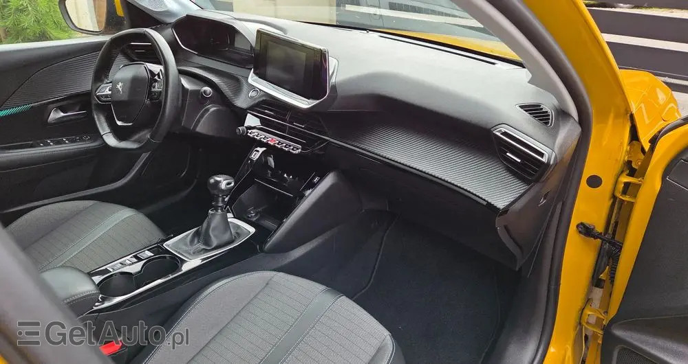 PEUGEOT 208 PureTech 100 Allure