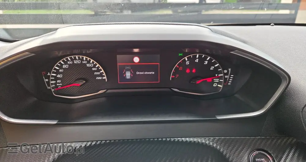 PEUGEOT 208 PureTech 100 Allure