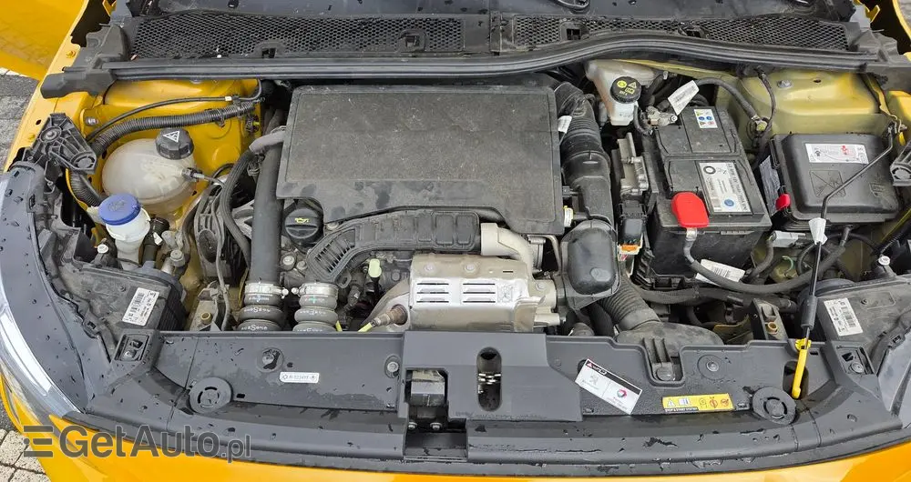 PEUGEOT 208 PureTech 100 Allure