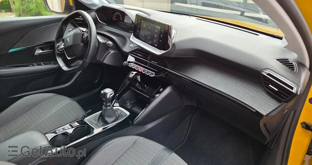 PEUGEOT 208 PureTech 100 Allure