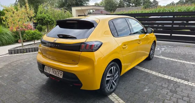 PEUGEOT 208 PureTech 100 Allure