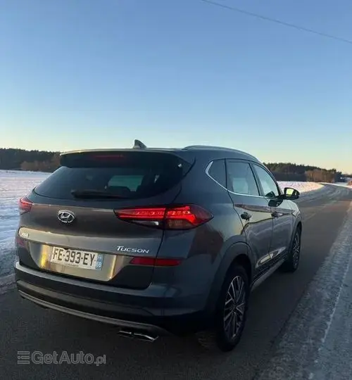 HYUNDAI Tucson 