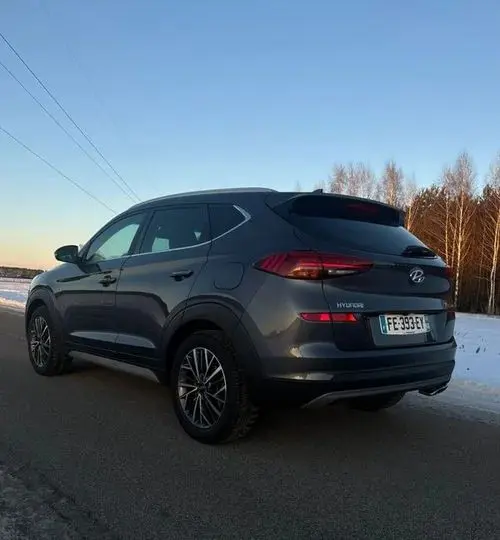 HYUNDAI Tucson 