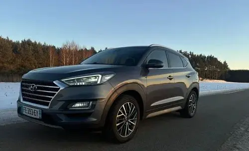 HYUNDAI Tucson 