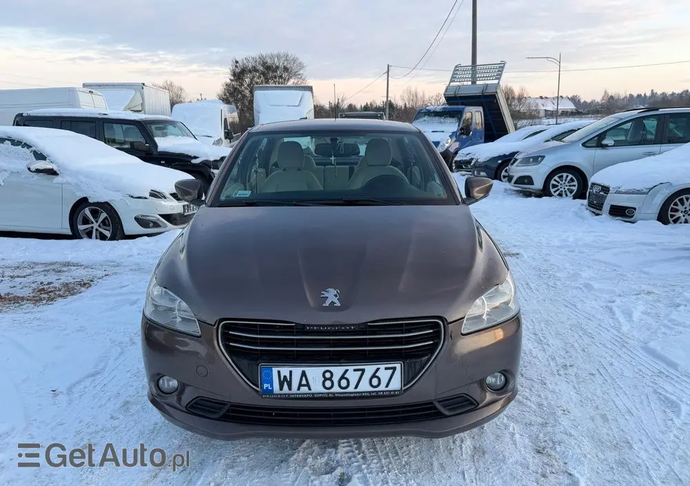 PEUGEOT 301 1.2 VTi/Pure Tech Allure
