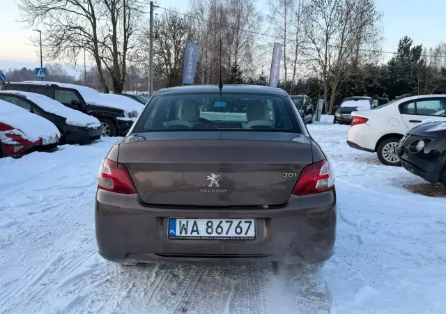 PEUGEOT 301 1.2 VTi/Pure Tech Allure