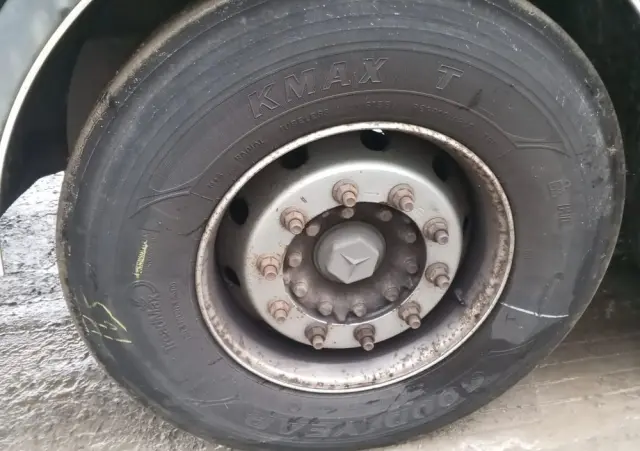 FRUEHAUF TRAILER/FURGON/KONTENER -IGEALNY TEŻ NA MAGAZYN/MOCNA PODŁOGA -FRANCJA 