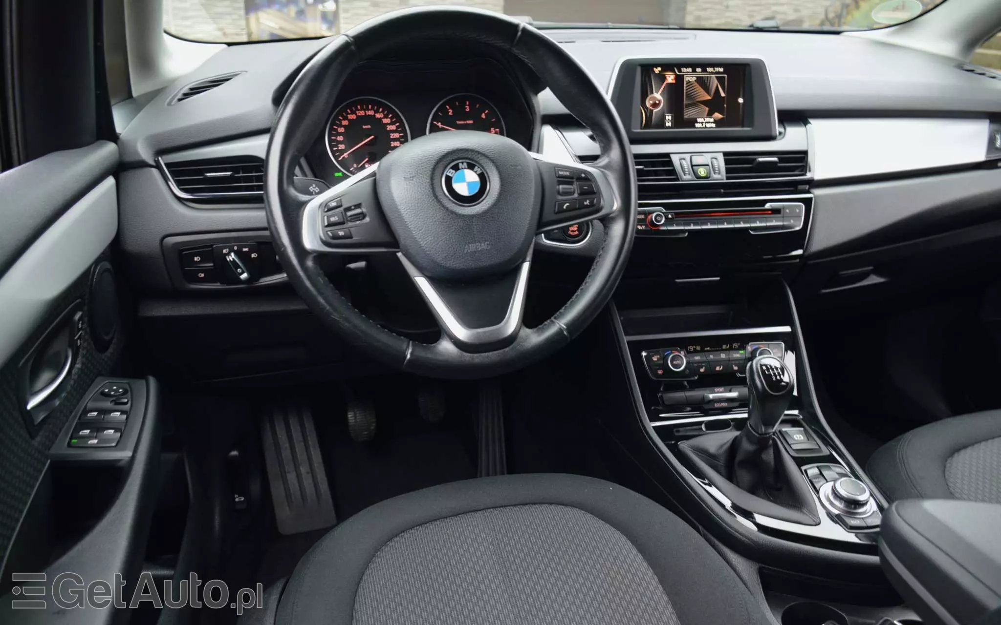 BMW Seria 2 216d Active Tourer