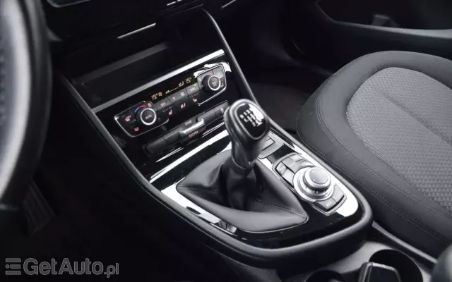 BMW Seria 2 216d Active Tourer