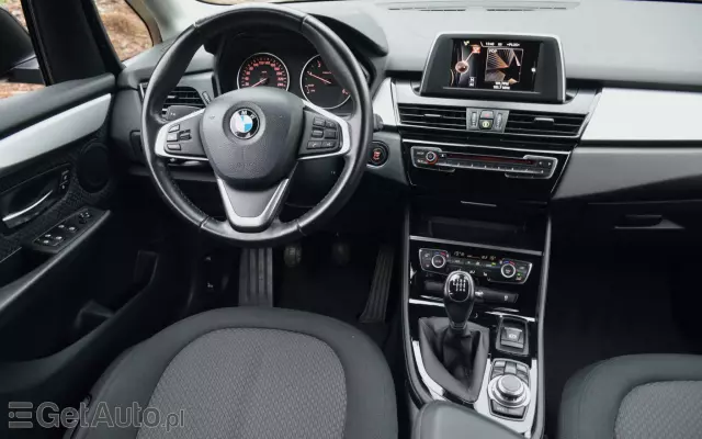 BMW Seria 2 216d Active Tourer