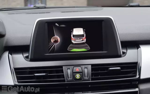 BMW Seria 2 216d Active Tourer