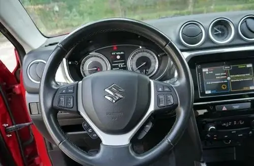 SUZUKI Vitara 