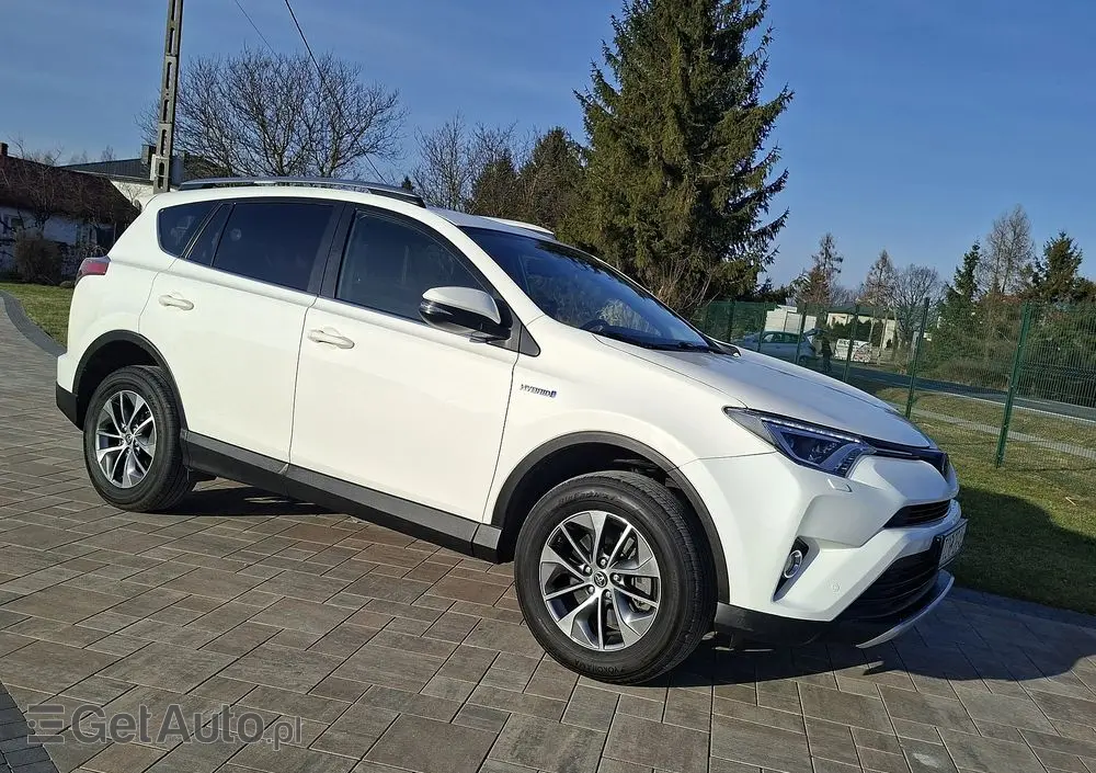 TOYOTA RAV4 