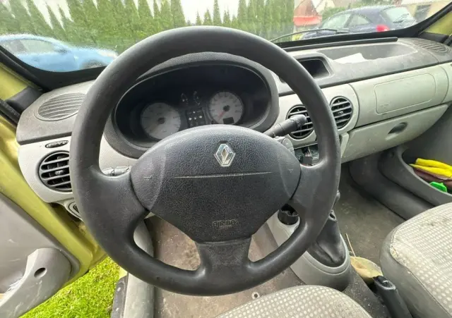 RENAULT Kangoo 