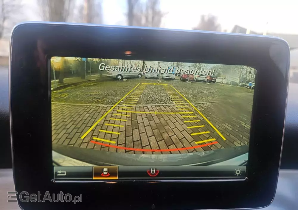 MERCEDES-BENZ CLA Shooting Brake 180 7G-DCT