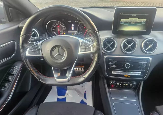 MERCEDES-BENZ CLA Shooting Brake 180 7G-DCT