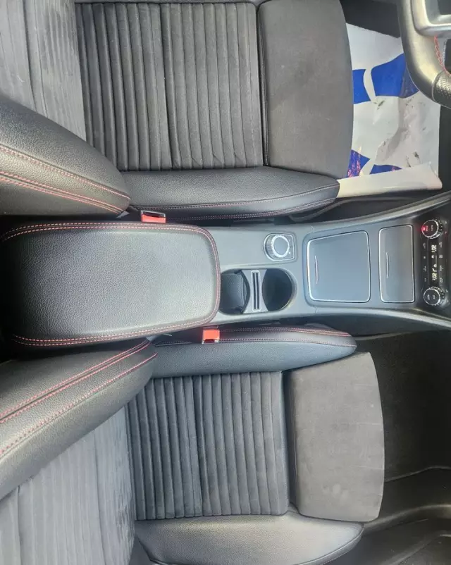 MERCEDES-BENZ CLA Shooting Brake 180 7G-DCT