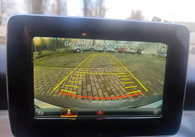 MERCEDES-BENZ CLA Shooting Brake 180 7G-DCT