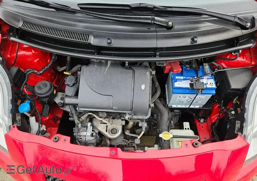 TOYOTA Yaris 1.0 Terra