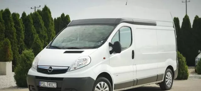 OPEL Vivaro 